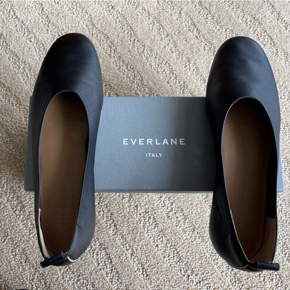 Everlane “The Day Glove” flats